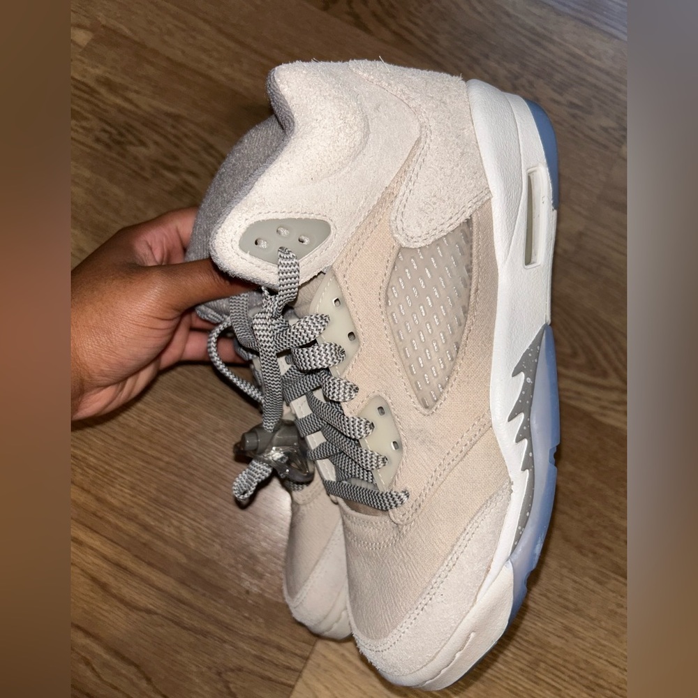 Jordan 5 - Picture 2 of 5